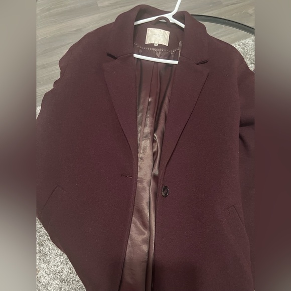 Coat, fairly used like new - Picture 4 of 5